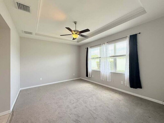 Building Photo - 8222 Willow Beach Dr
