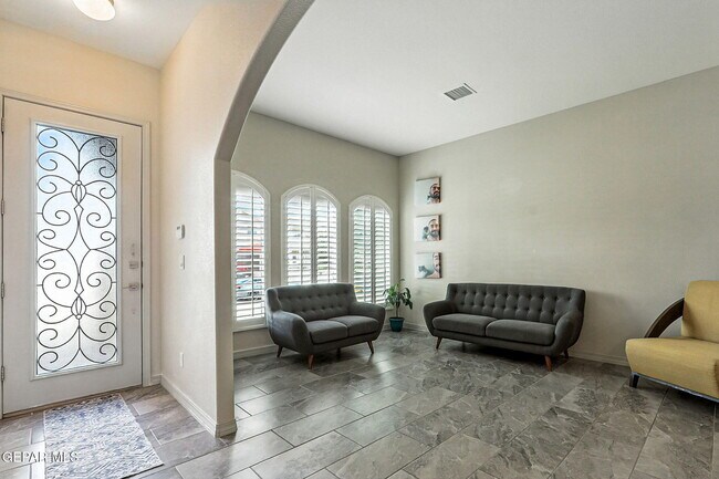 Building Photo - 14812 Hunters Grove Ave