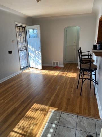 Front living area - 3670 Oneida St