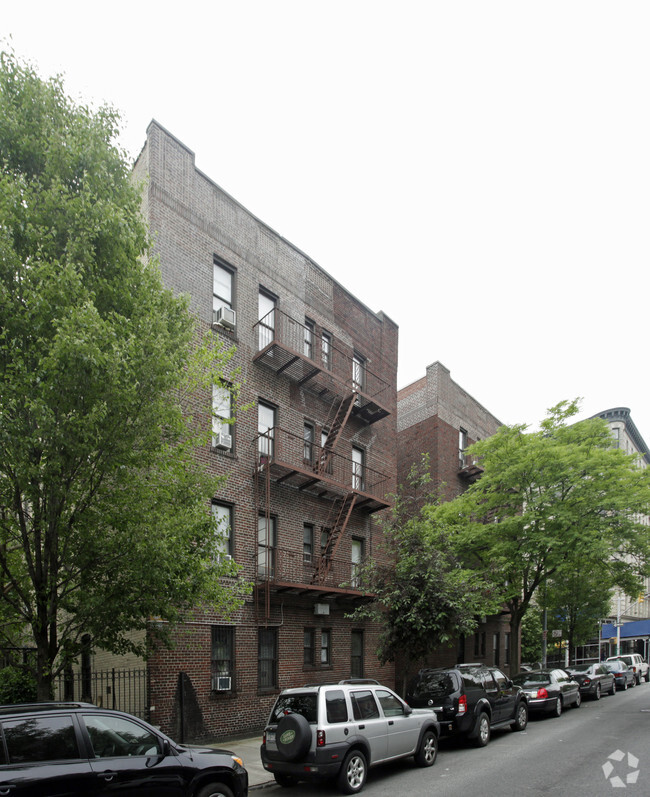 2 E 129th St - 2 East 129th Street