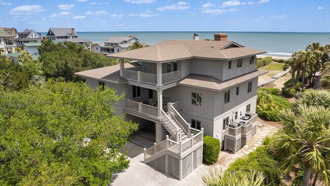 Building Photo - 321 Pioneer Loop