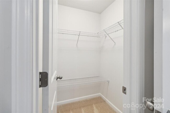 Building Photo - 13416 Alpine Dr