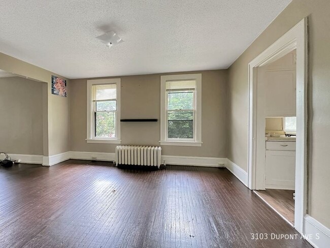 Building Photo - 3103 Dupont Ave S