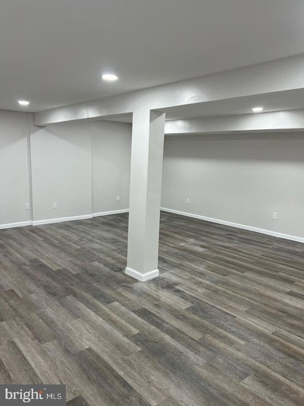 Building Photo - 7117 Hadlow Ct