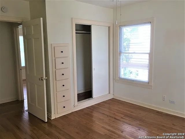 Building Photo - 241 W Norwood Ct