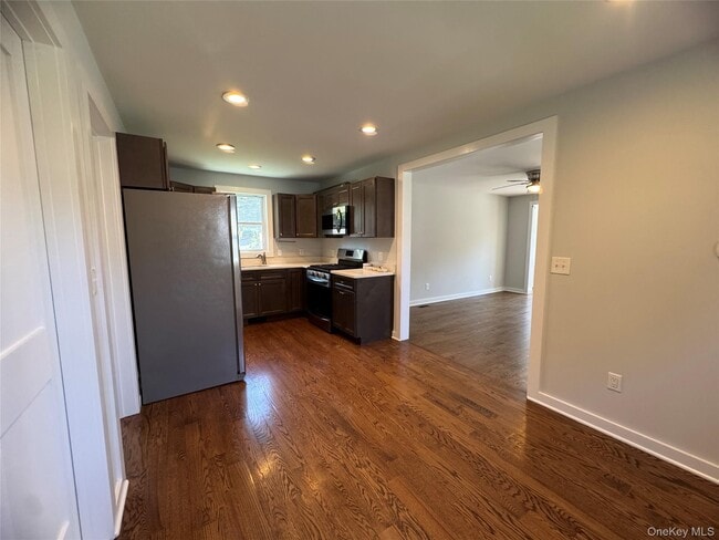 Building Photo - 20 Upper Depew Ave