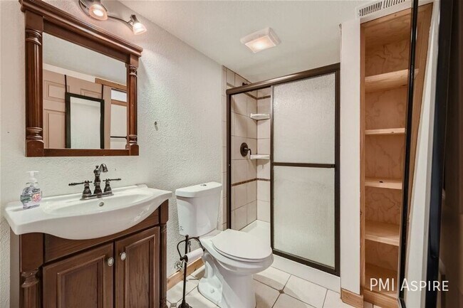 Building Photo - Beautiful 4-Bedroom Home with Garage & Fenced Yard