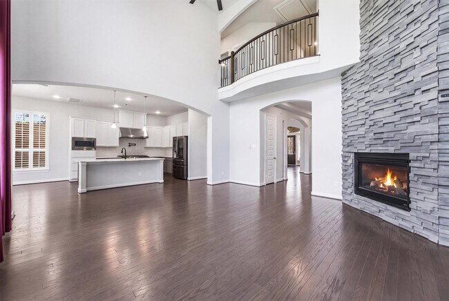 Building Photo - 1303 Gardenia Dr