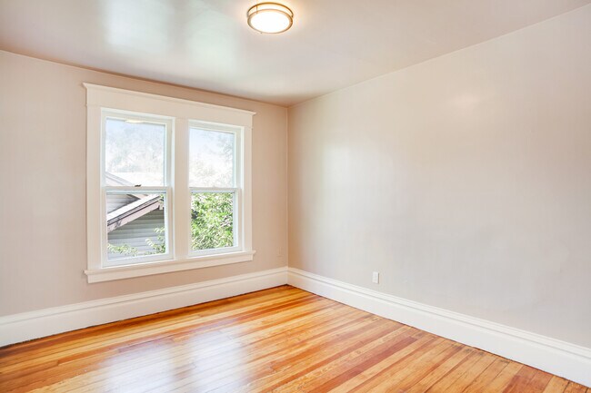 Building Photo - 1834 8th Ave