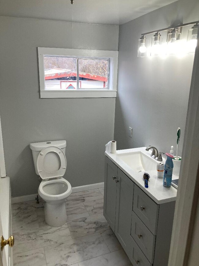 Building Photo - 291 Washington St