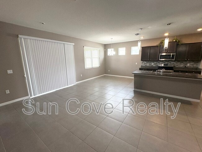 Building Photo - 31818 Tansy Bnd