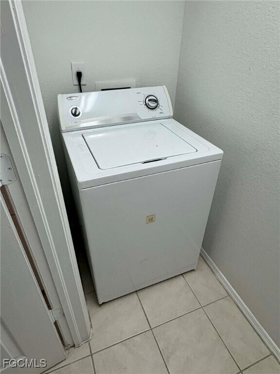 Building Photo - 9045 Colby Dr