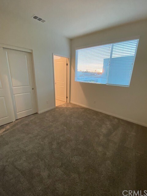 Building Photo - 8348 N Canby Pl