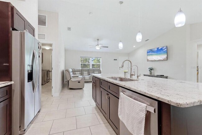 Building Photo - 1458 Richbriar Dr