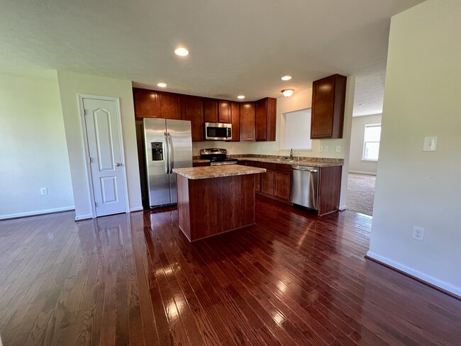 Building Photo - 326 Falcon Run