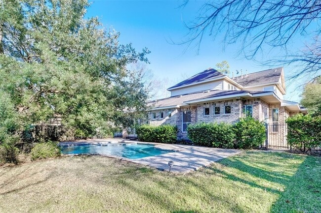 Building Photo - 34 N Longsford Cir