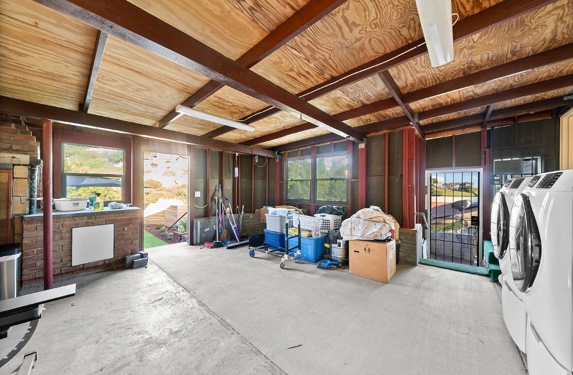 Building Photo - 3527 Moultrie Ave