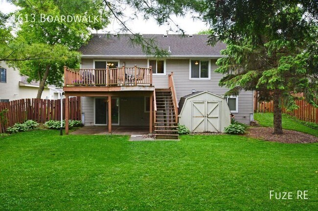 Building Photo - 1613 Boardwalk-
