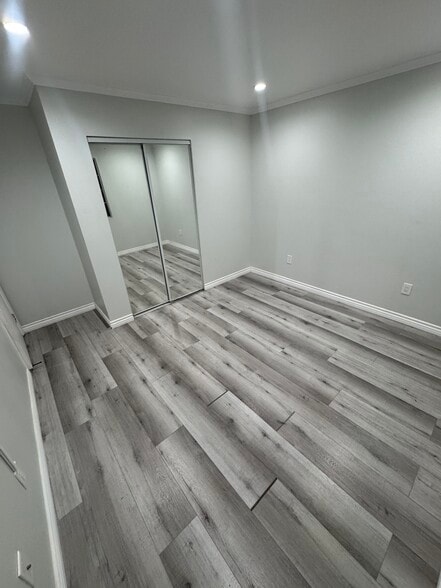 Building Photo - 6631 Heliotrope Ave