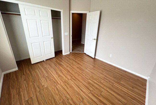 Building Photo - 1022 Pecos River Ave