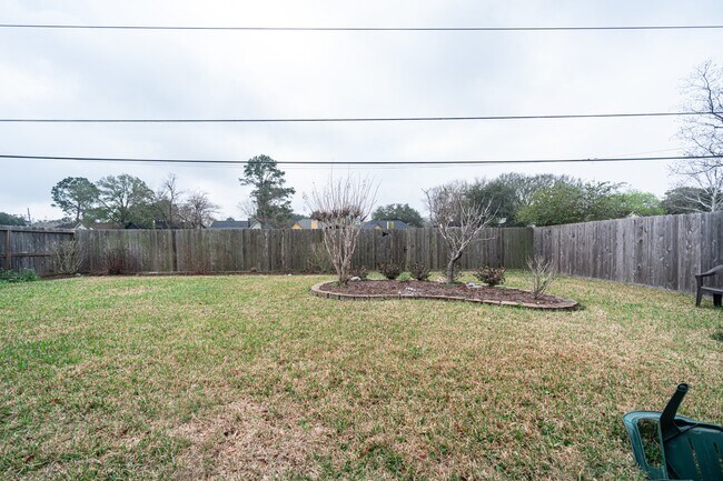 Building Photo - 3026 S Peach Hollow Cir