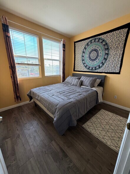 3rd bedroom - 1860 E 12th St