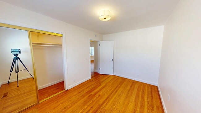 Building Photo - Modern Comfort Meets Everyday Convenience ...