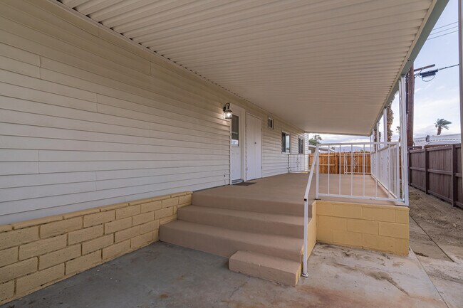 Building Photo - 32480 San Miguelito Dr