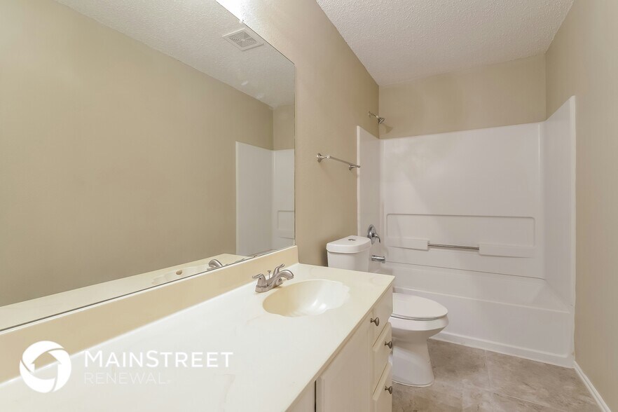 Building Photo - 8423 Manderly Pl