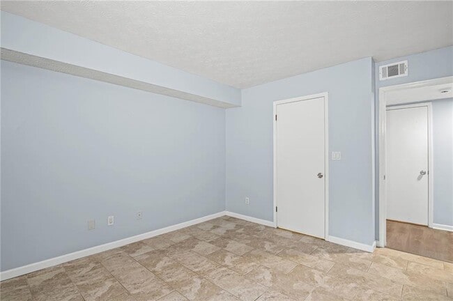 Building Photo - 1306 Natchez Trace