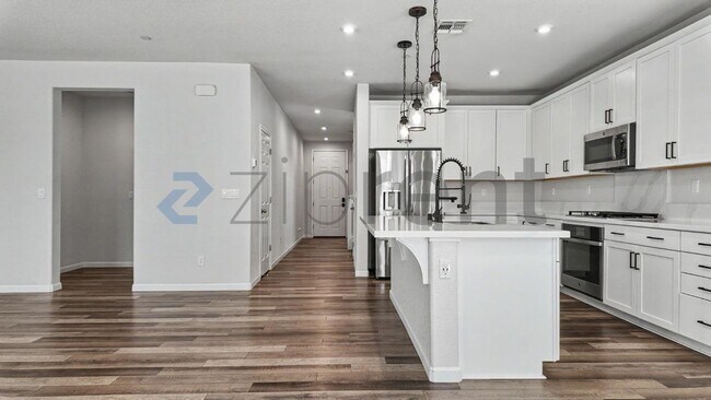 Building Photo - Unit