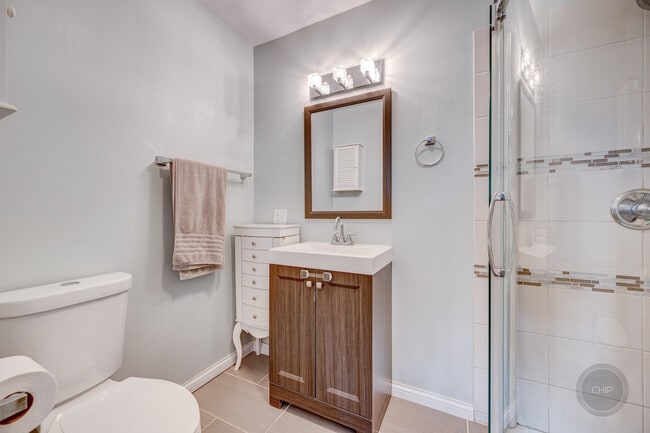 Building Photo - 1306 Canyon Run Rd