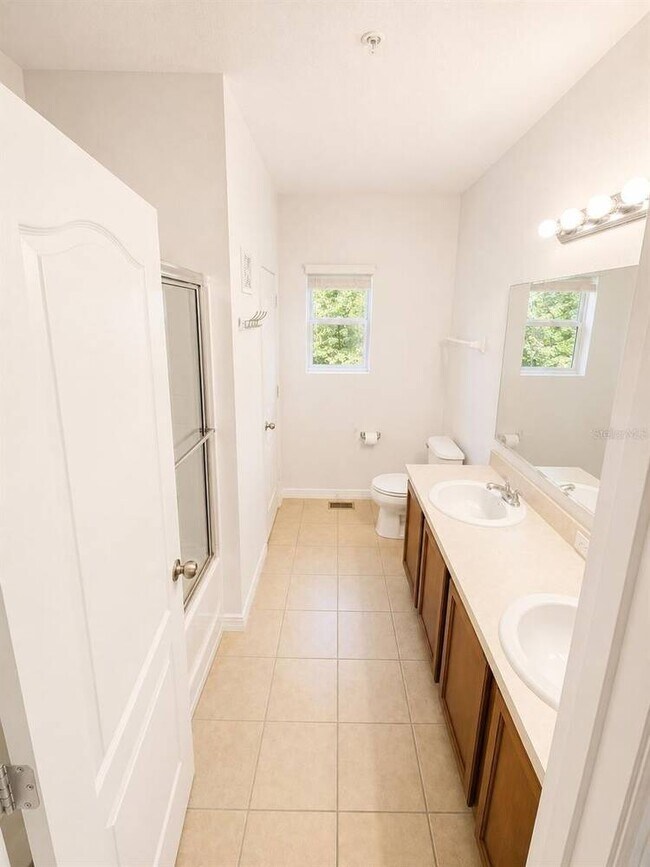 Building Photo - 2256 Betsy Ross Ln