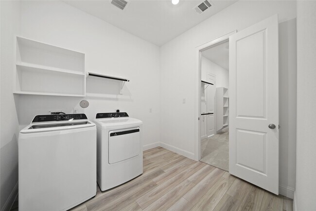 Building Photo - 4535 Windmill Lndg Ln