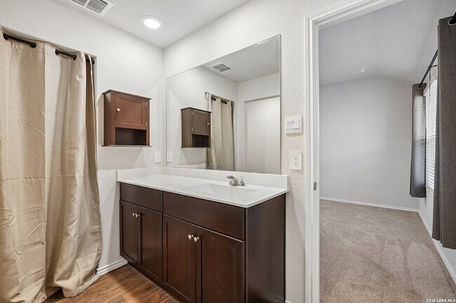 Building Photo - 841 Bahia Pl