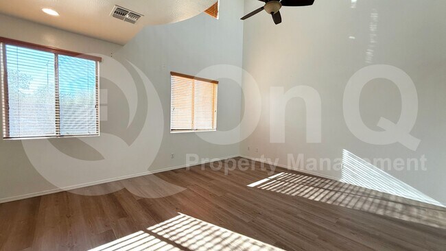 Building Photo - 440 S Emerson St