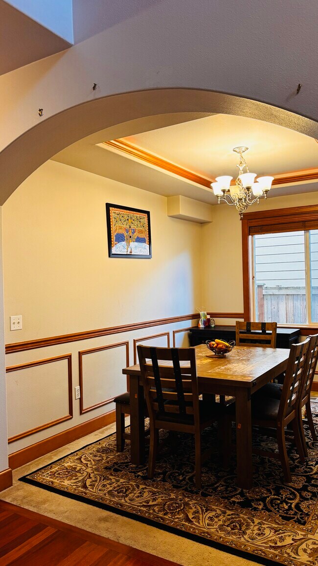 Building Photo - Rishina Home