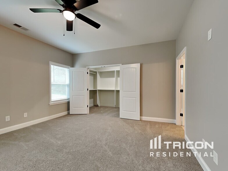 Building Photo - 7841 Melanie Dr