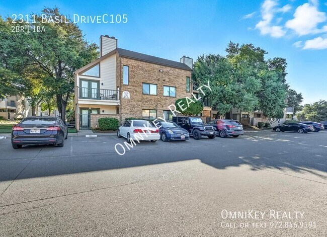 Primary Photo - 2311 Basil Dr