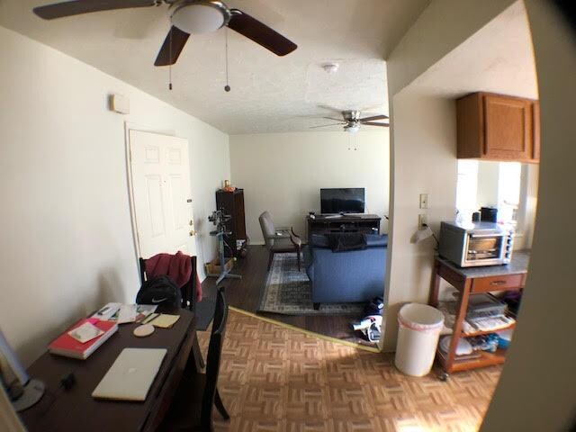 Building Photo - 370 S Highland Ave