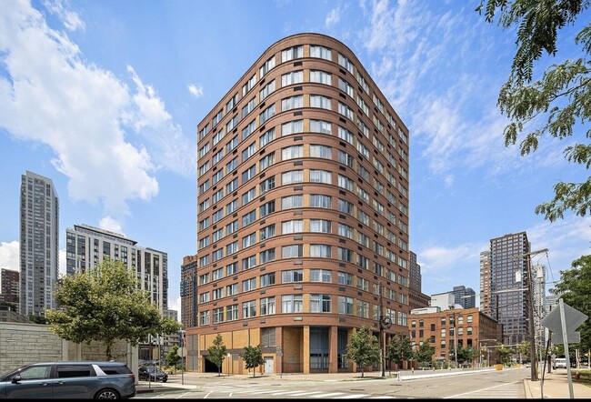 Building Photo - 311 Washington St