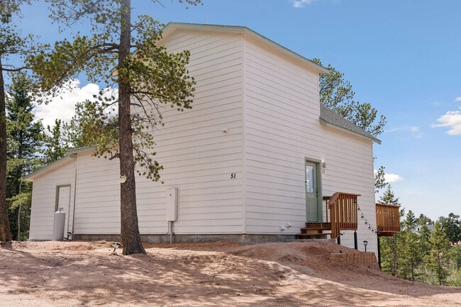 Building Photo - 51 Dakota Ln