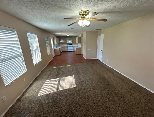 Building Photo - 4221 Meadowknoll Dr