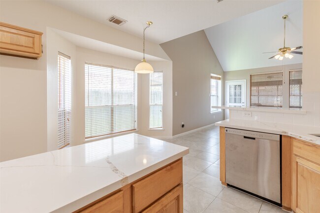 Building Photo - 12214 Meadow Ln Ct