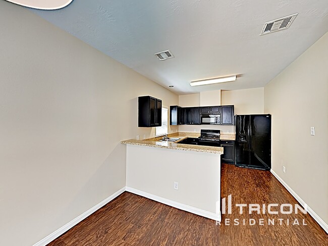 Building Photo - 21439 Palma Grove Way