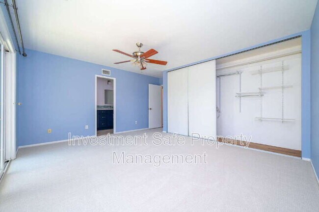 Building Photo - 6051 Bounty St
