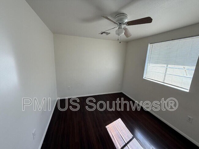 Building Photo - 352 Rio Grande Ct