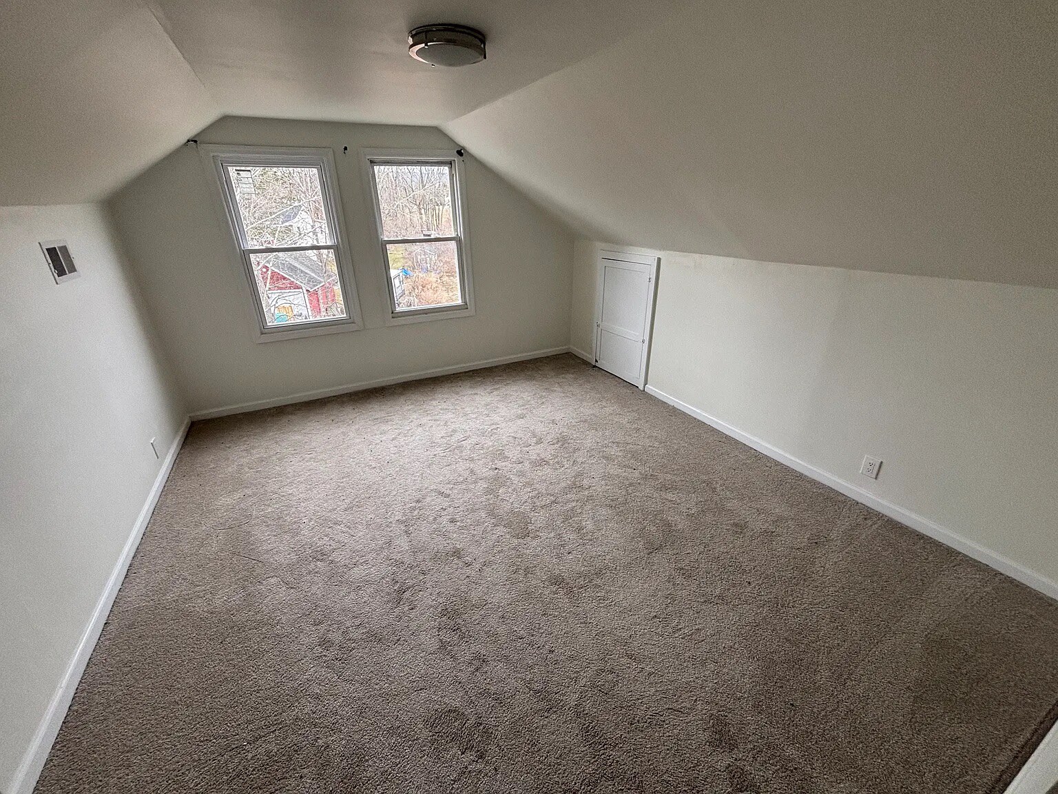 Building Photo - 7 Berry Rd