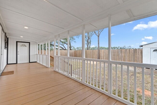 Building Photo - 5968 Capitol Dr