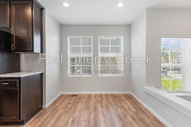 Building Photo - 3627 Starry Night Loop